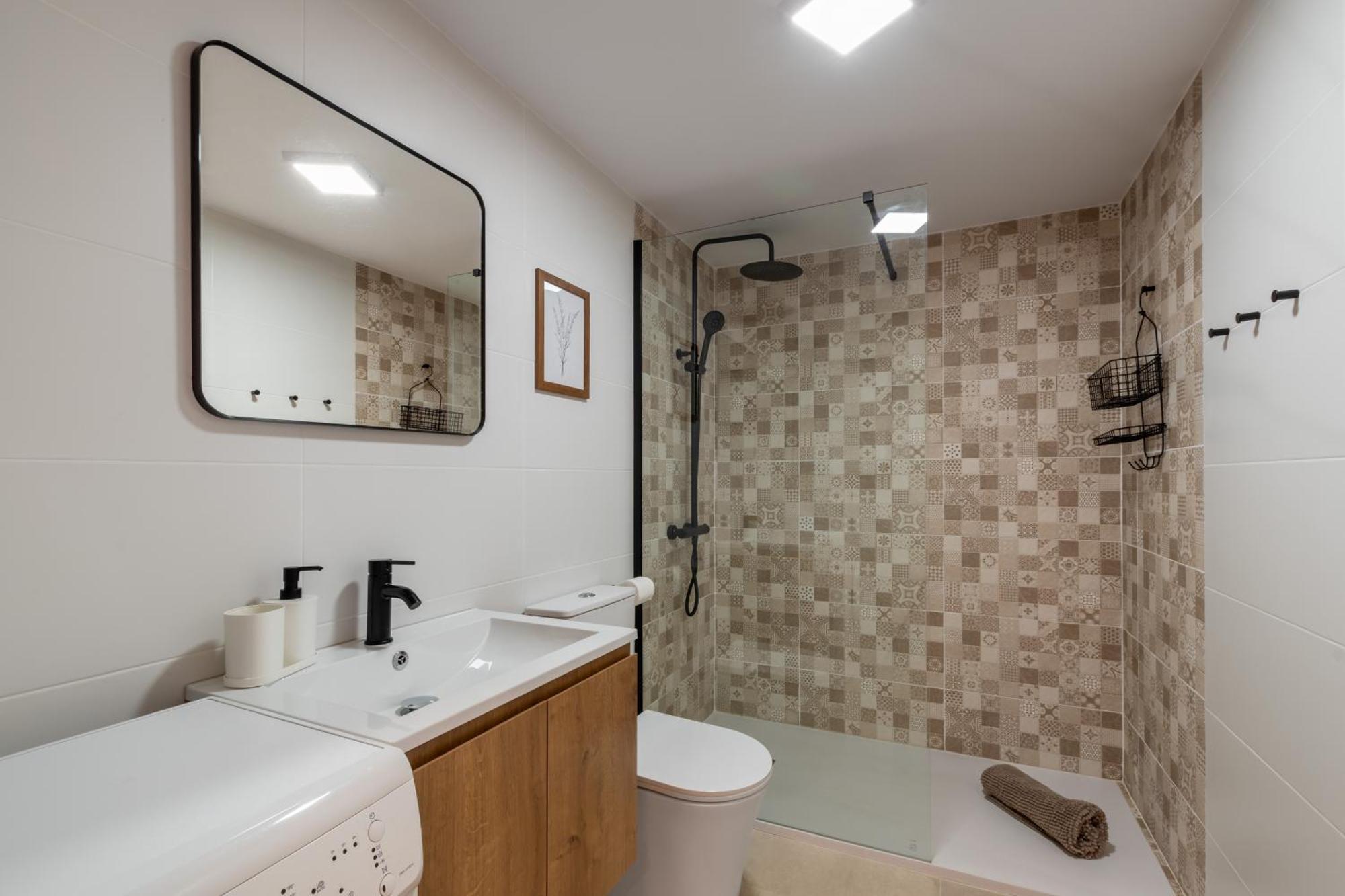 Renovated Apartment On Beachside With Pool Nerja Buitenkant foto